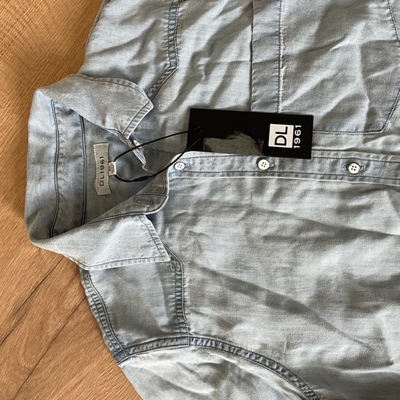 DL1961 Mercer and Spring tencel denim style shirt size XS - Picture 4 of 5